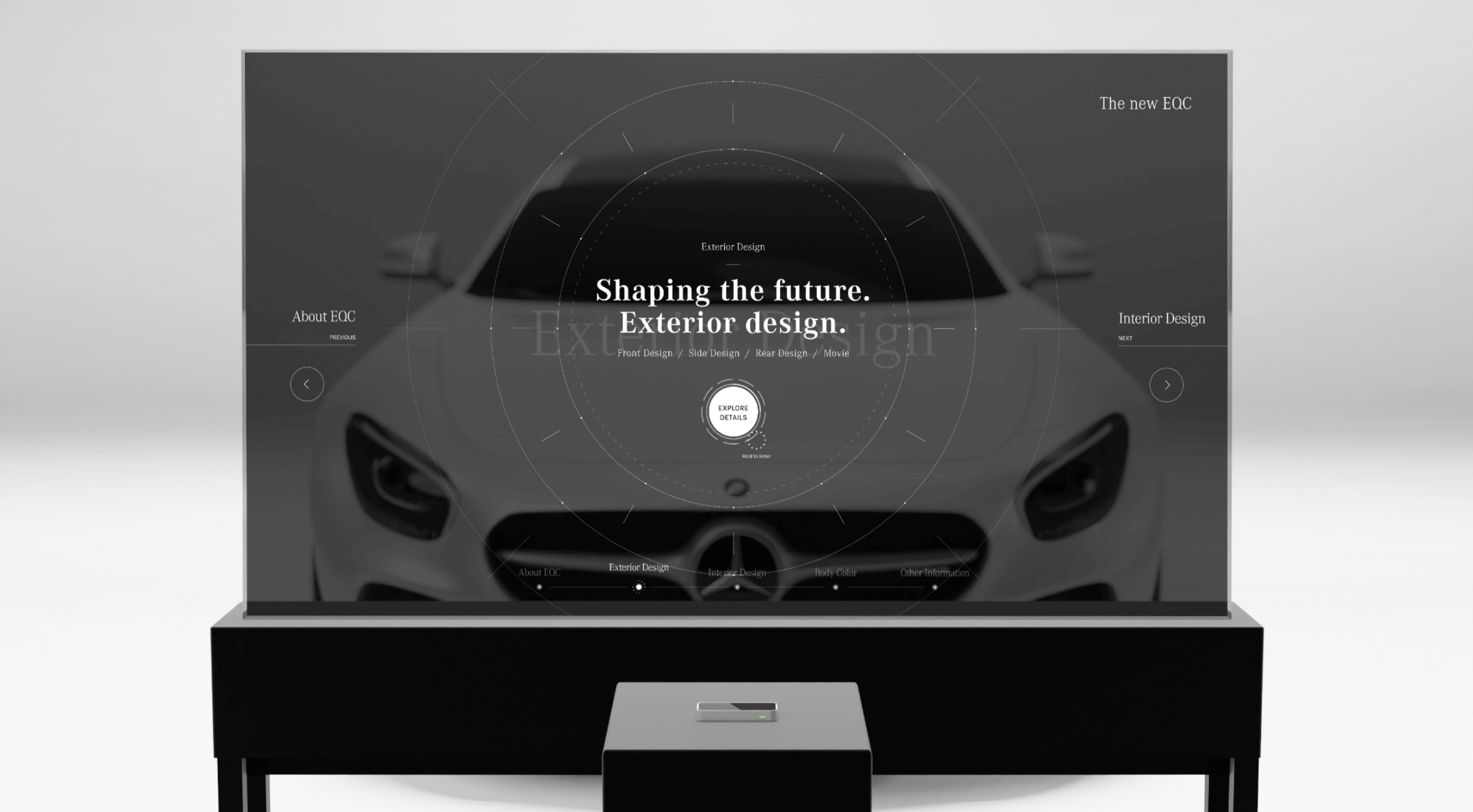 メルセデス・ベンツ日本合同会社（デジタルサイネージ）